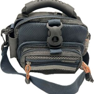 Samsonite Medium Sized Camera Bag Convenient and Durable